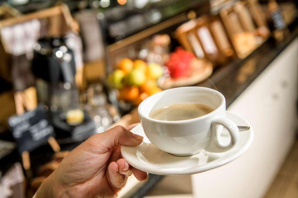 Campanile Hotel & Restaurant Arnhem - Зевенар Ресторан фото